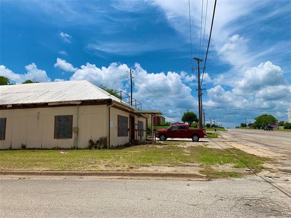 1601 W Pearl St, Granbury, TX 76048